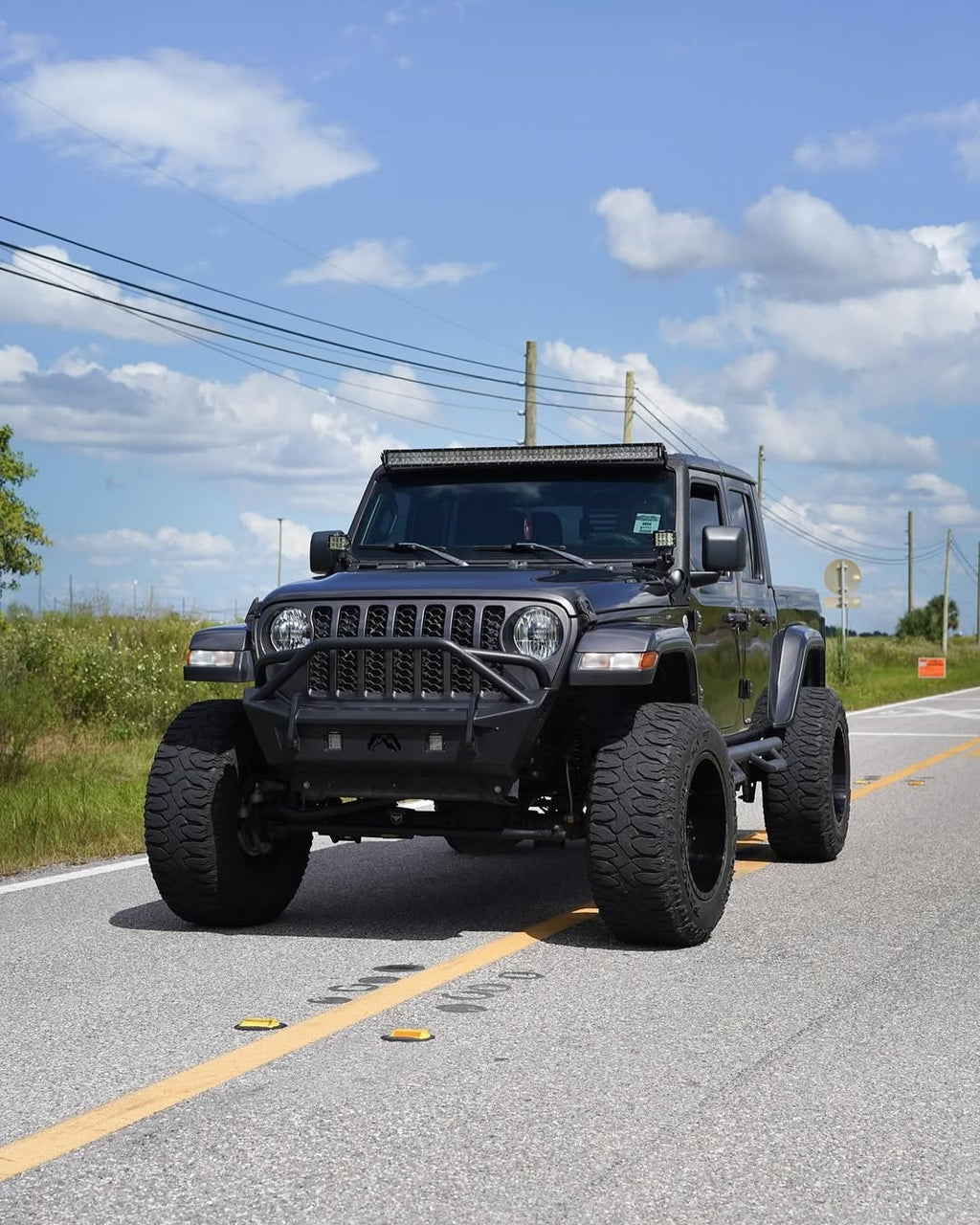 Shop Jeep Gladiator JT Upper Windshield 50” Lightbar Mounts